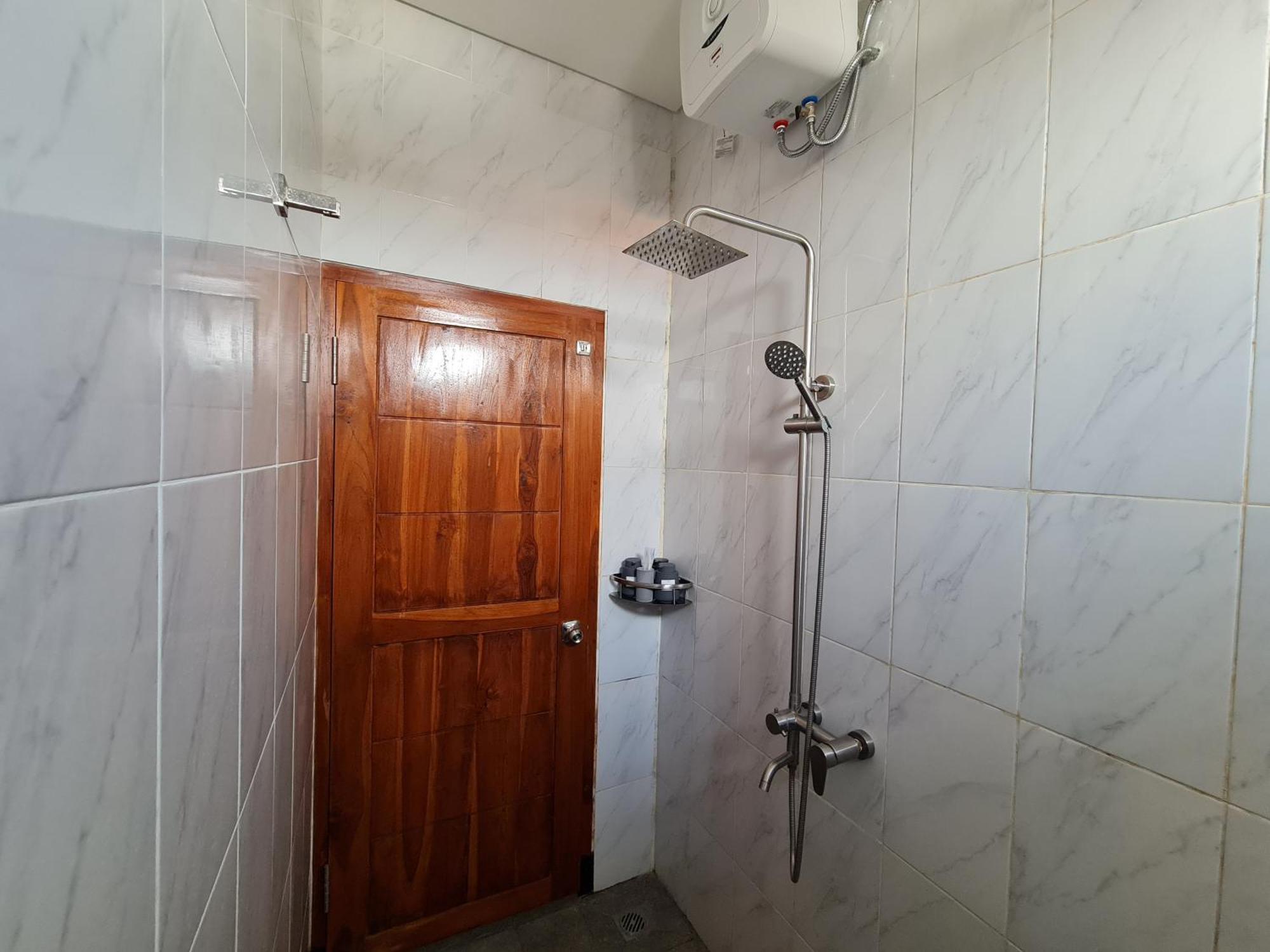 Shin In Bali Hotel Кута Екстериор снимка